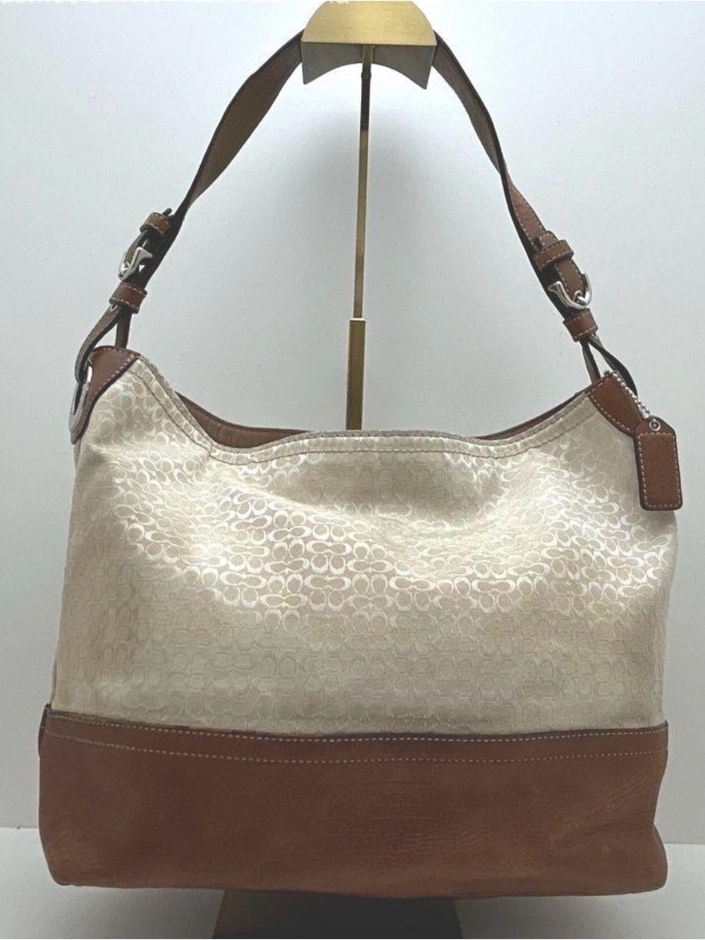 Gorgeous vintage Coach shoulder bag GUC